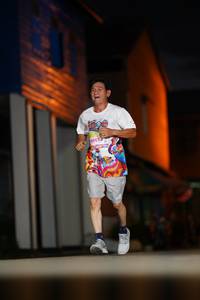 BIB: 40073
                            <button type="button" onclick="openModal(21742475)" class="btn btn-primary btn-sm float-right btn-popup" data-toggle="modal" data-target=".modal-high-quality">
                        <i class="fas fa-shopping-cart"></i> Add to Cart
                    </button>
                                            <button type="button" onclick="isThisMe(21742475, true)" class="btn btn-success btn-sm float-right btn-popup btn-isme hidden" data-toggle="tooltip" data-placement="bottom" title="นี่คือรูปของคุณใช่ไหม คลิกที่นี่เพื่อเอาเข้าอัลบั้ม">
                        <i class="fas fa-plus"></i> Add to album
                    </button>
                    <button type="button" onclick="isThisMe(21742475, false)" class="btn btn-warning btn-sm float-right btn-popup btn-isnotme hidden">
                        <i class="fas fa-ban"></i> Remove from album
                    </button>